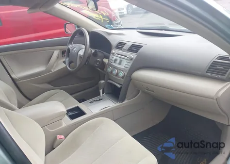 2009 Toyota Camry Le z USA, uszkodzony, nr VIN 4T1BE46K89U910314